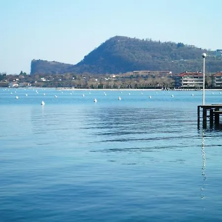 Small Joy On The Lake *